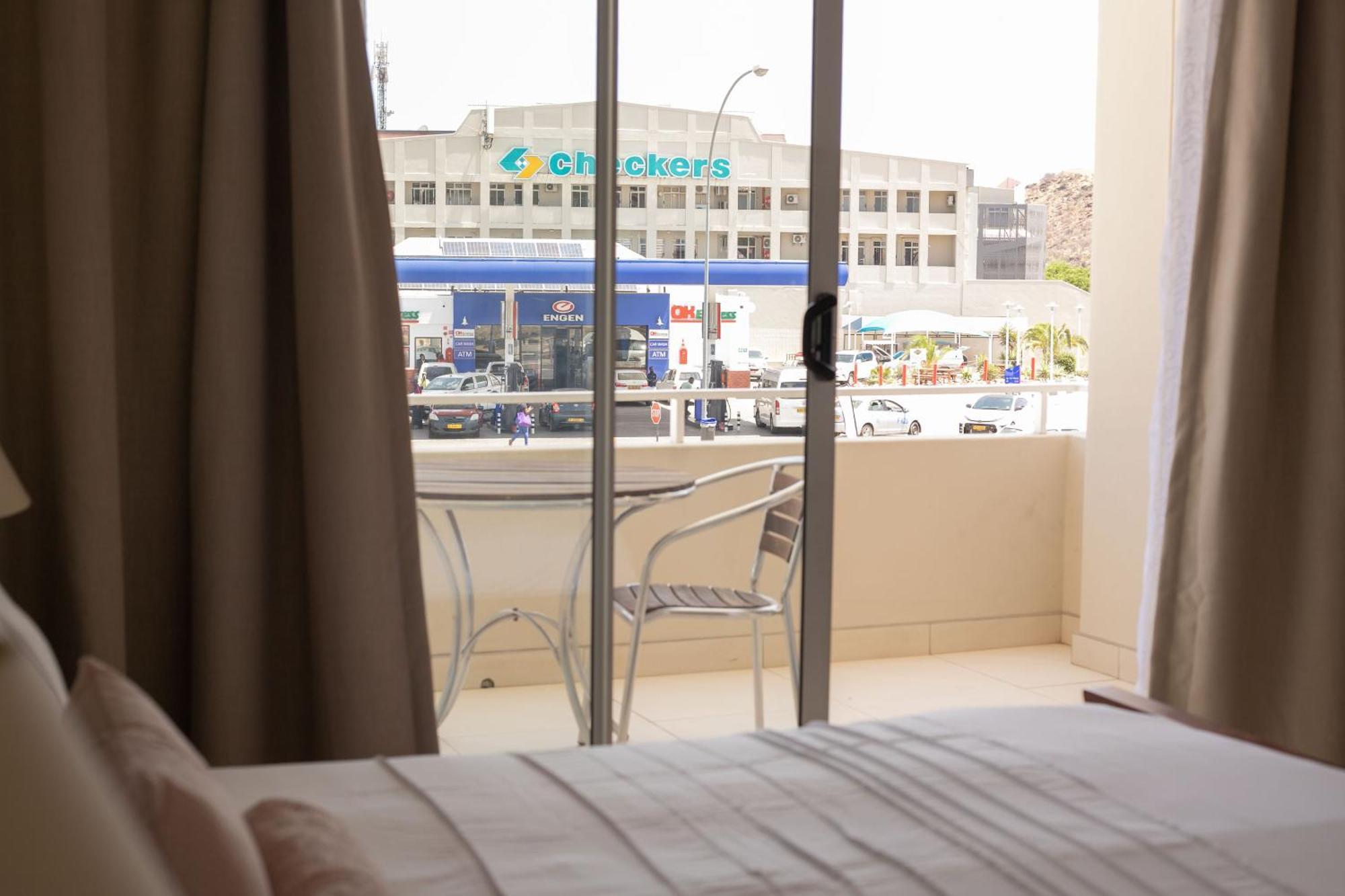 Urban Oasis Apartments At Hidas ويندهوك المظهر الخارجي الصورة