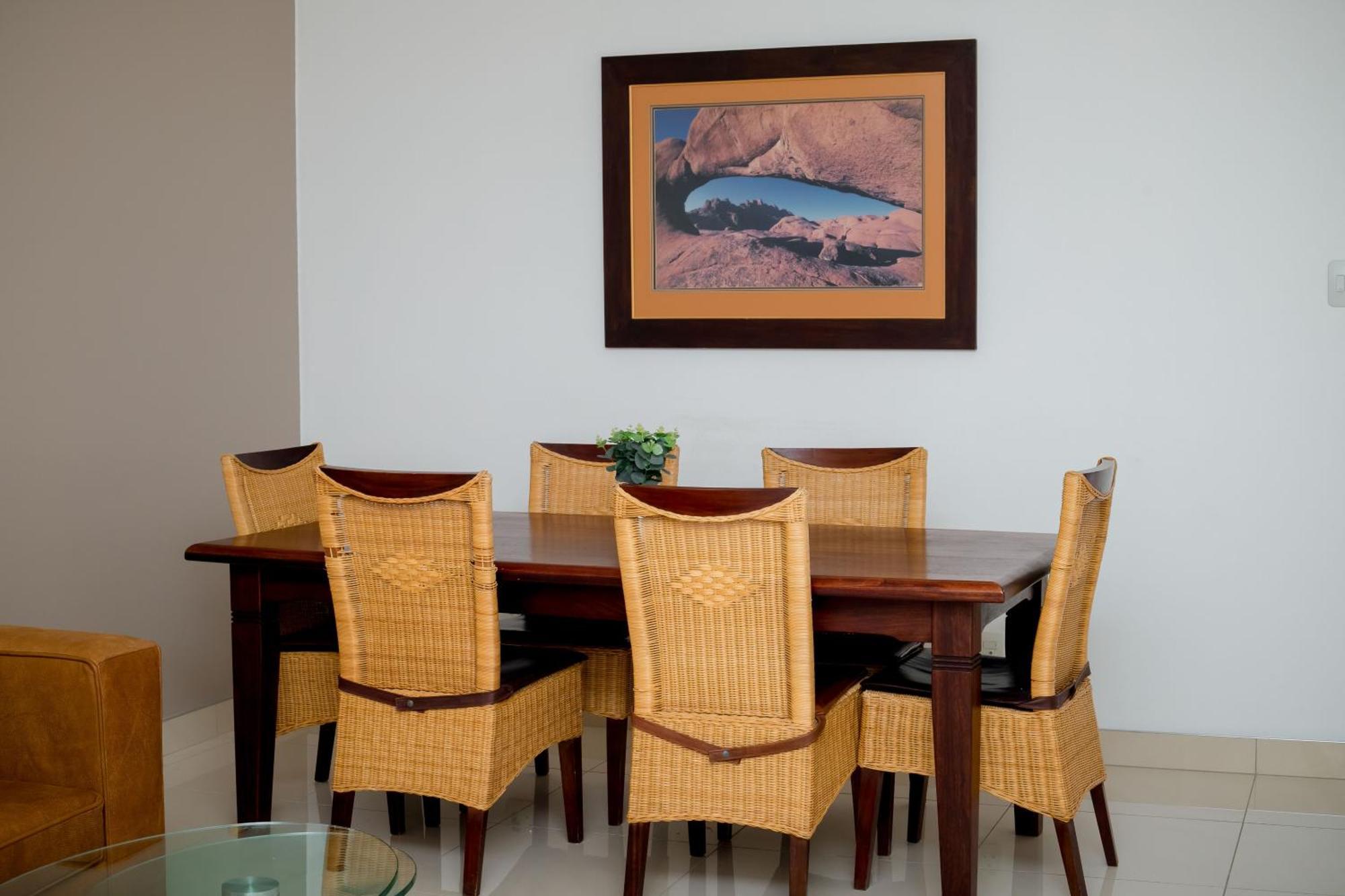Urban Oasis Apartments At Hidas ويندهوك المظهر الخارجي الصورة