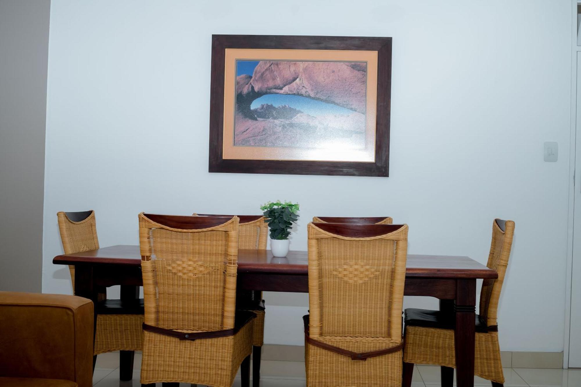 Urban Oasis Apartments At Hidas ويندهوك المظهر الخارجي الصورة