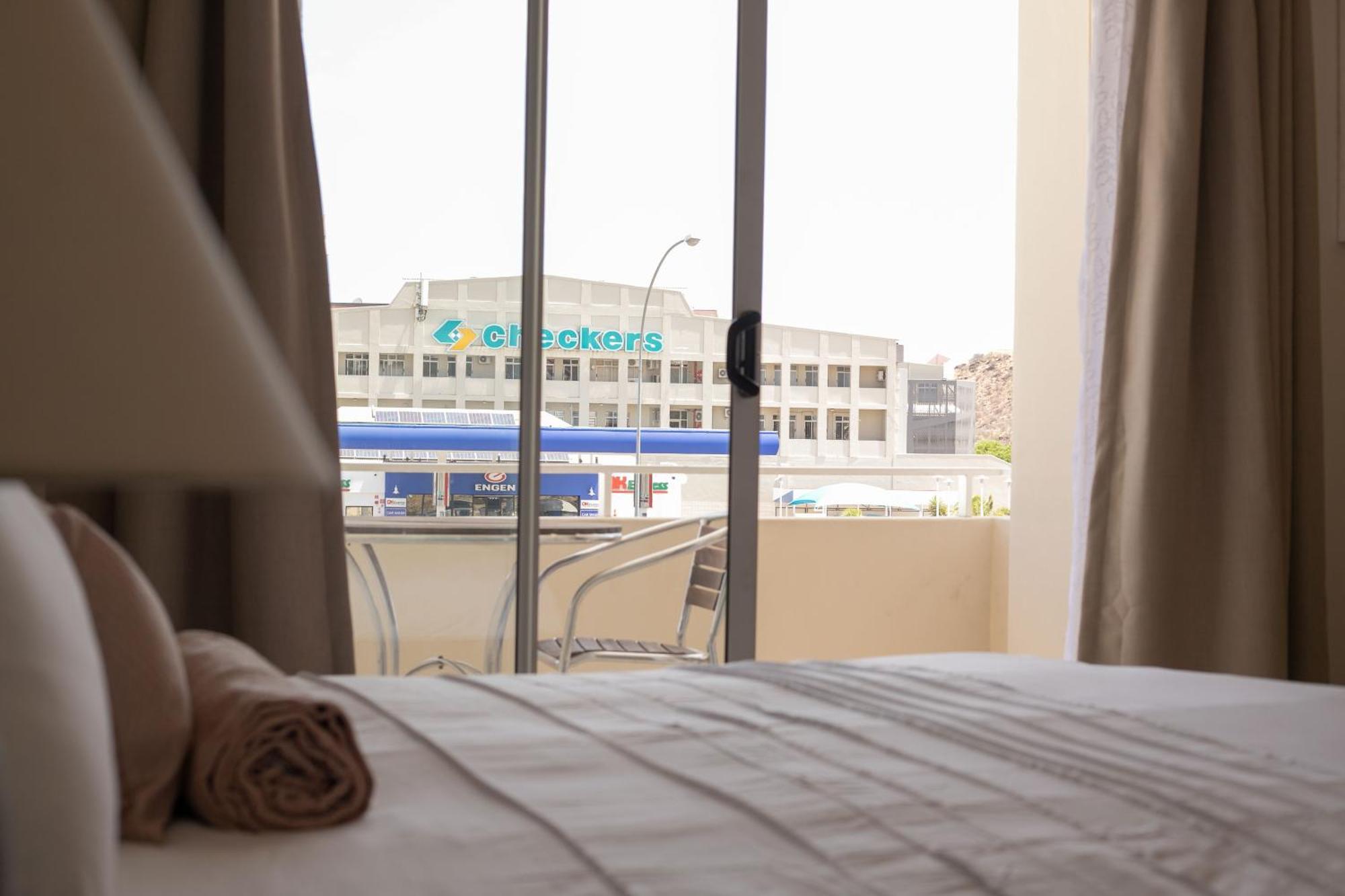 Urban Oasis Apartments At Hidas ويندهوك المظهر الخارجي الصورة